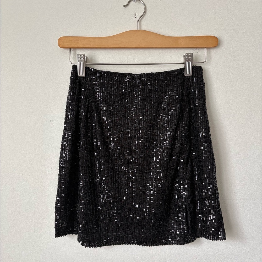 Francesca’s Alison Sequin Mini Skirt